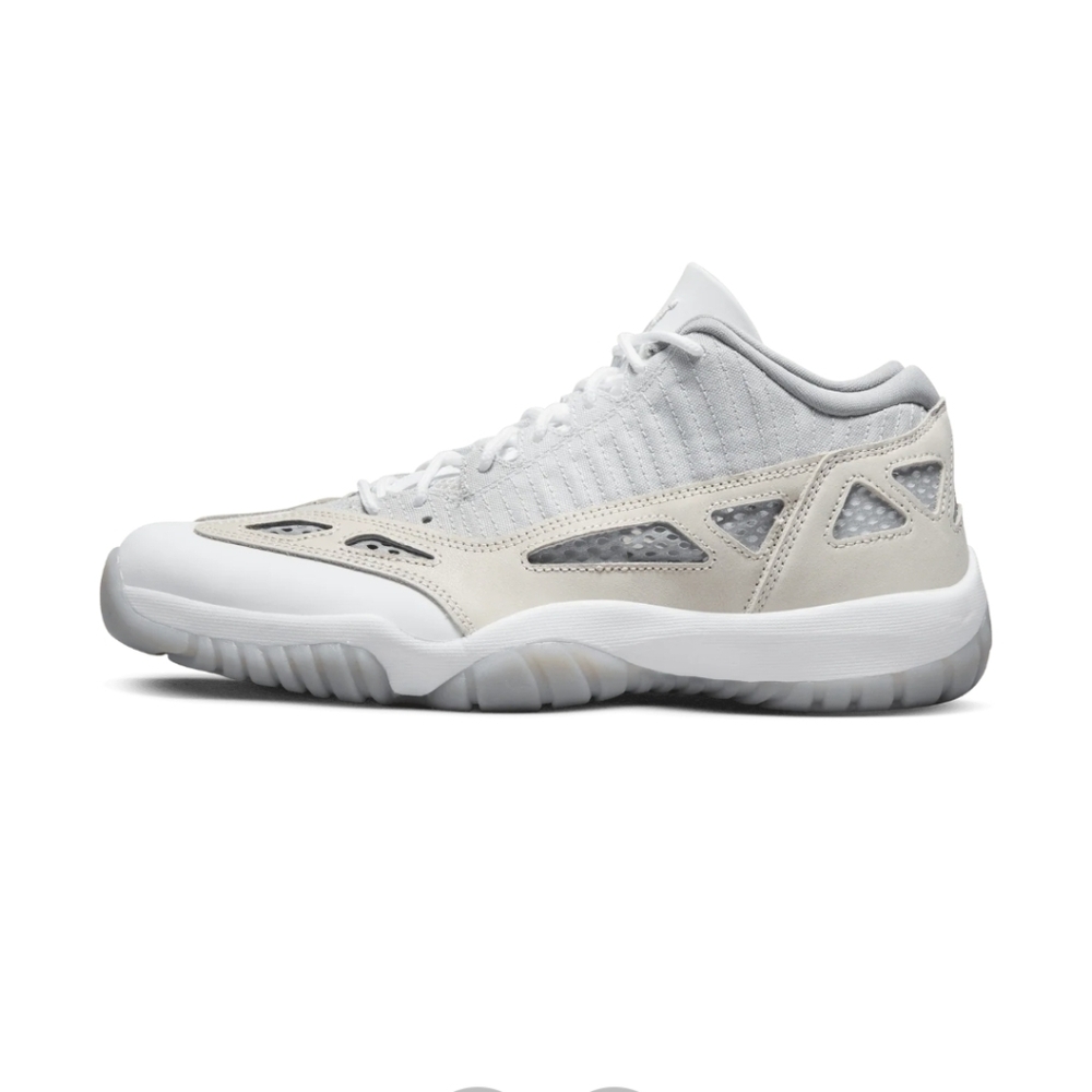 Nike Air Jordan 11 Retro Low IE Size 11 Brand New In Box
